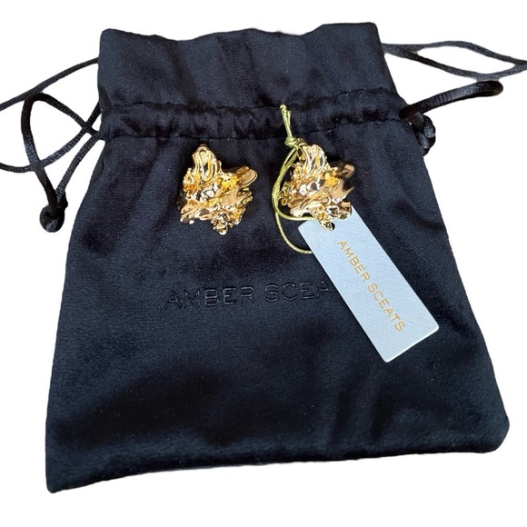 NWT AMBER SCEATS Women's Amber Sceats Reese Sculptural 24K Gold Plated Earrings - Picture 8 of 8